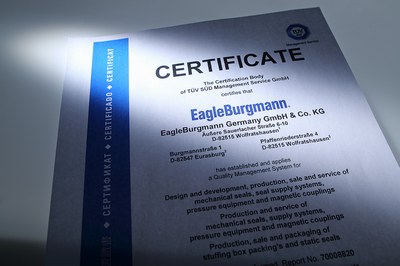 KeyVisual_Certificates